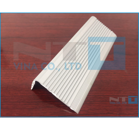 Nẹp nhôm chống trơn trượt NTT-L45x23 